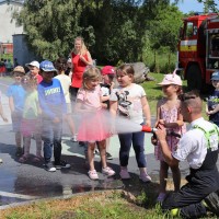 Deň detí s hasičmiObrázok 79