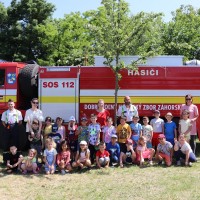 Deň detí s hasičmiObrázok 86