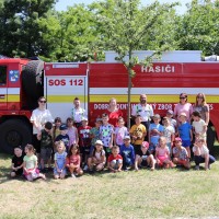 Deň detí s hasičmiObrázok 90